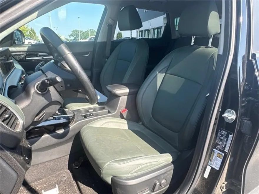 2024 Kia Seltos SX photo 1