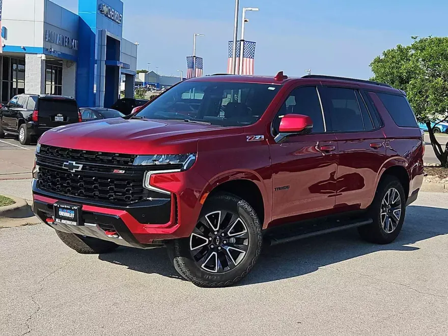 2023 Chevrolet Tahoe Z71 photo 1