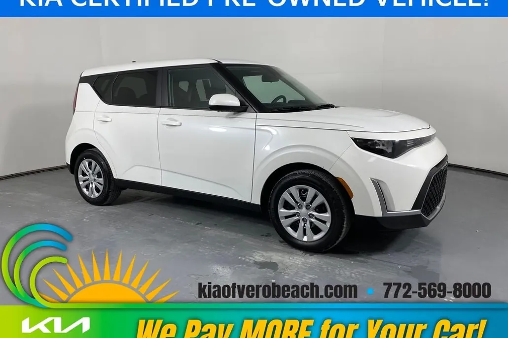 2024 Kia Soul LX photo 1