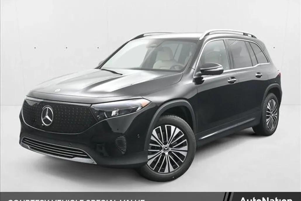 2025 Mercedes Benz EQB 300 4MATIC photo 1