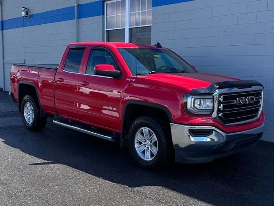2016 Gmc Sierra 1500 SLE photo 1