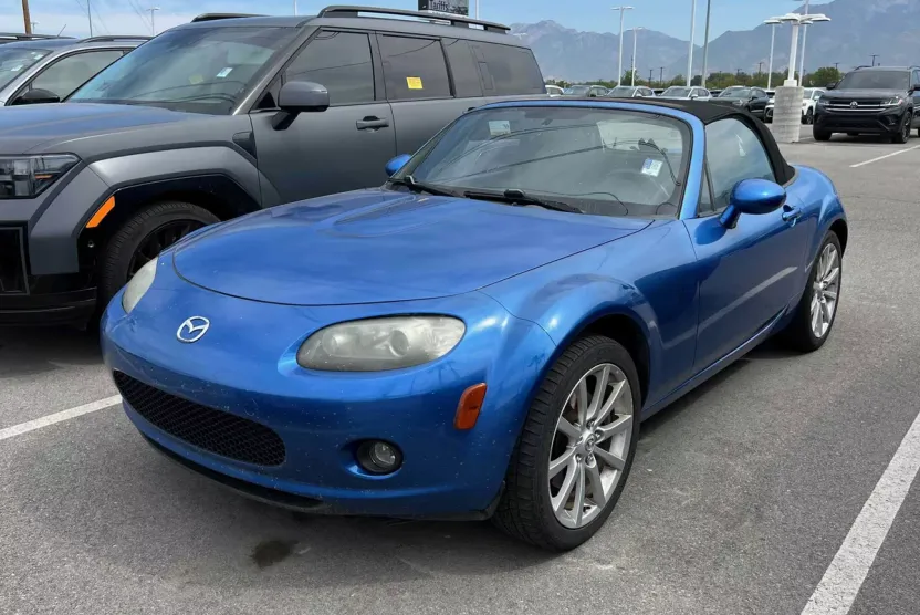 2006 Mazda MX-5 Miata Miata Grand Touring photo 1