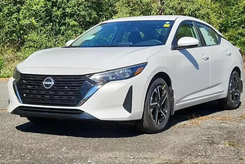 2025 Nissan Sentra SV photo 1