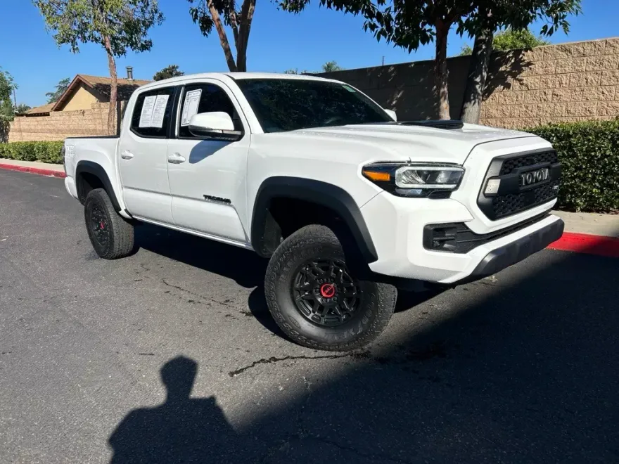 2023 Toyota Tacoma TRD Pro photo 1