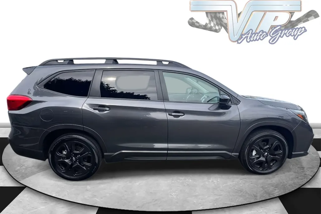 2025 Subaru Ascent Onyx Edition photo 1