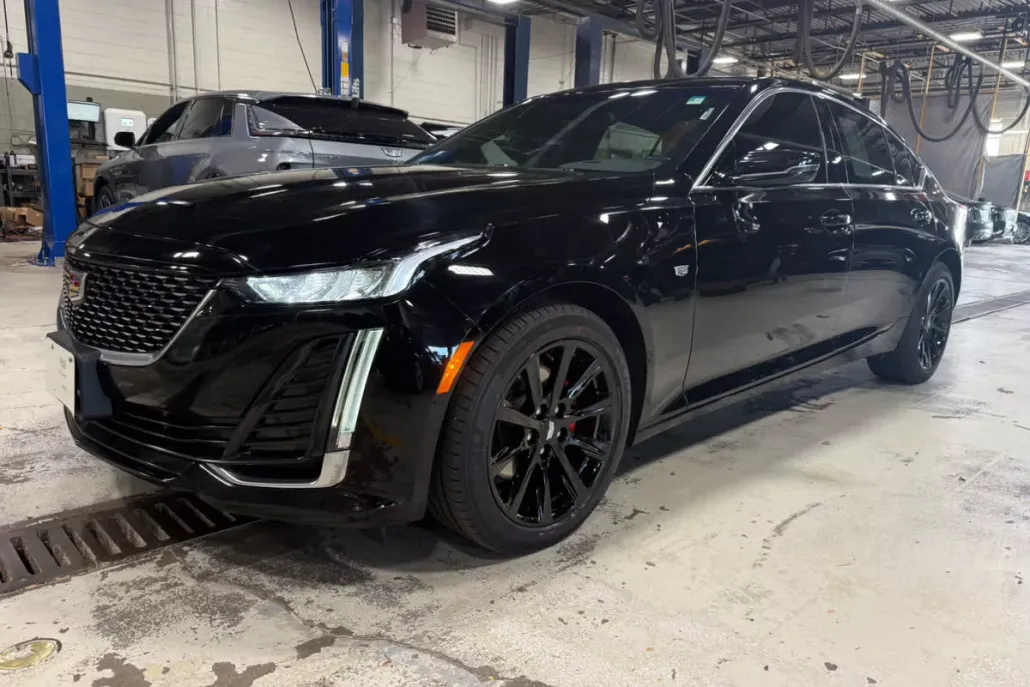 2023 Cadillac CT5 Luxury photo 1