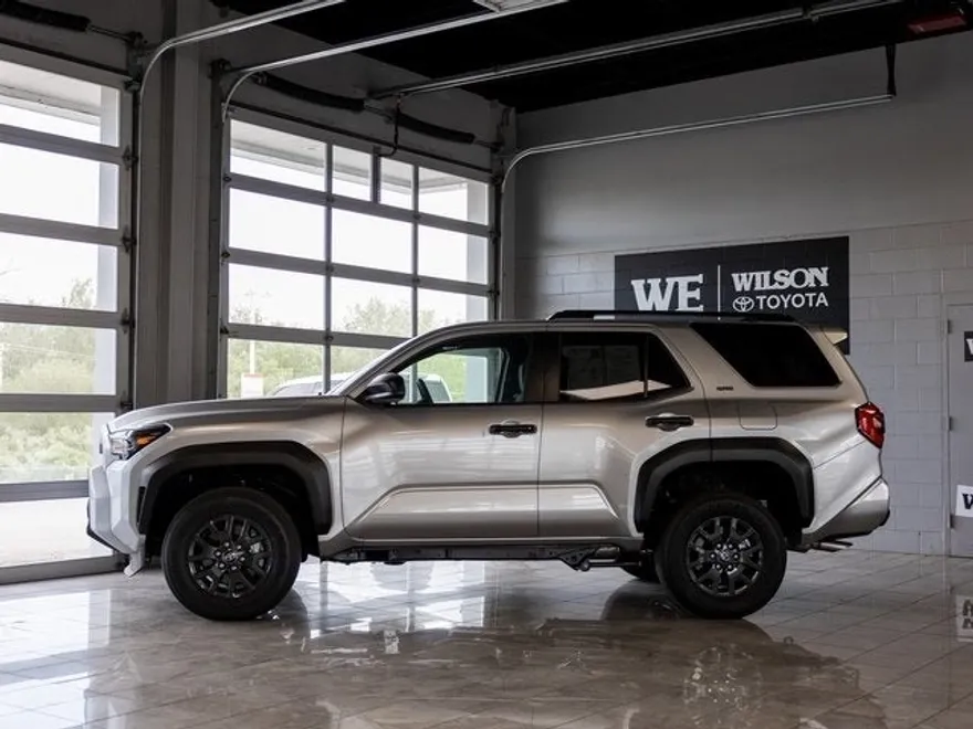 2025 Toyota 4Runner SR5 photo 1