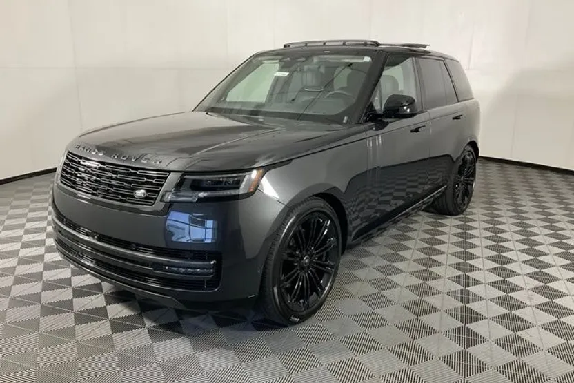 2025 Land Rover Range Rover SE photo 1
