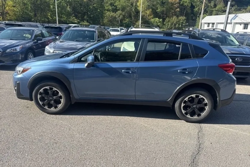 2023 Subaru Crosstrek Premium photo 1