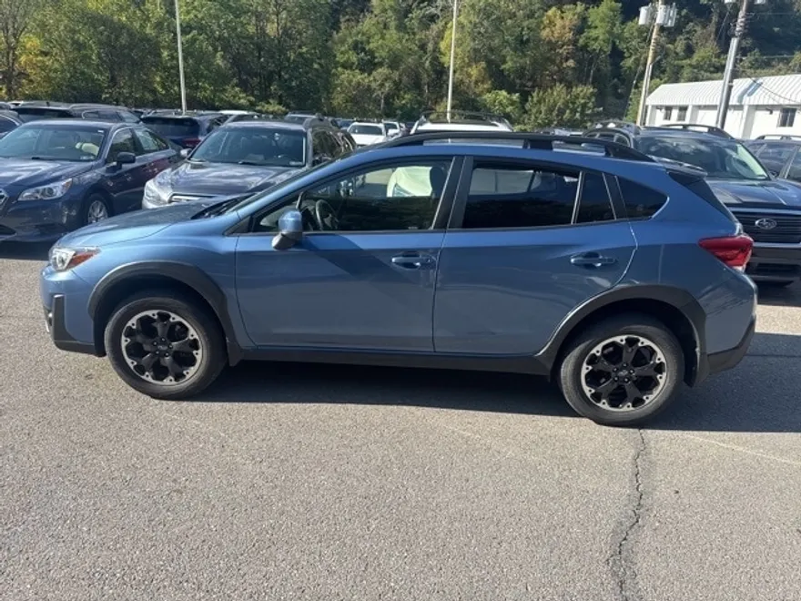 2023 Subaru Crosstrek Premium photo 1