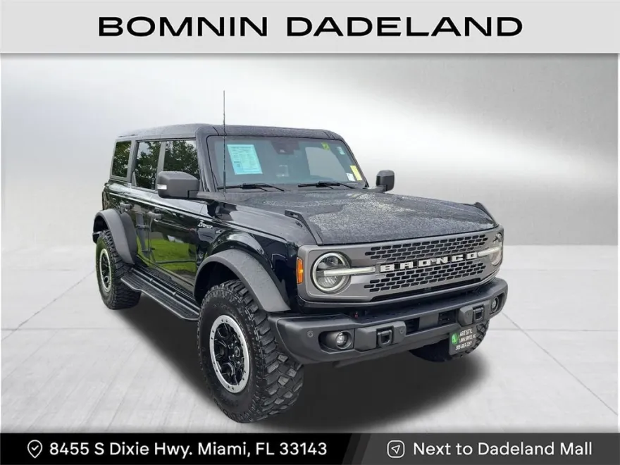 2023 Ford Bronco Base photo 1