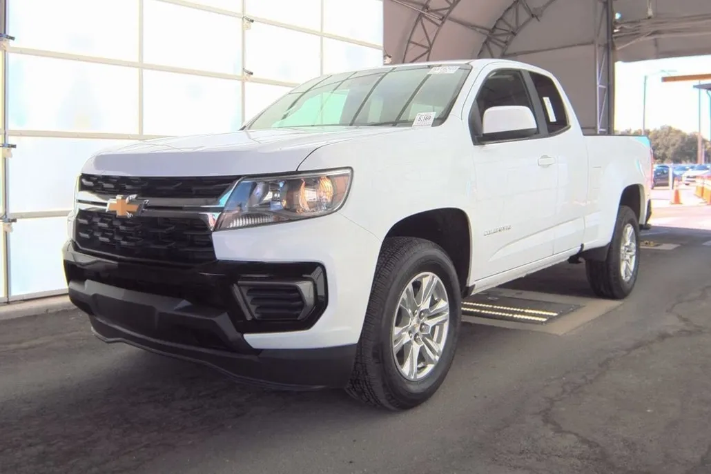 2021 Chevrolet Colorado LT photo 1