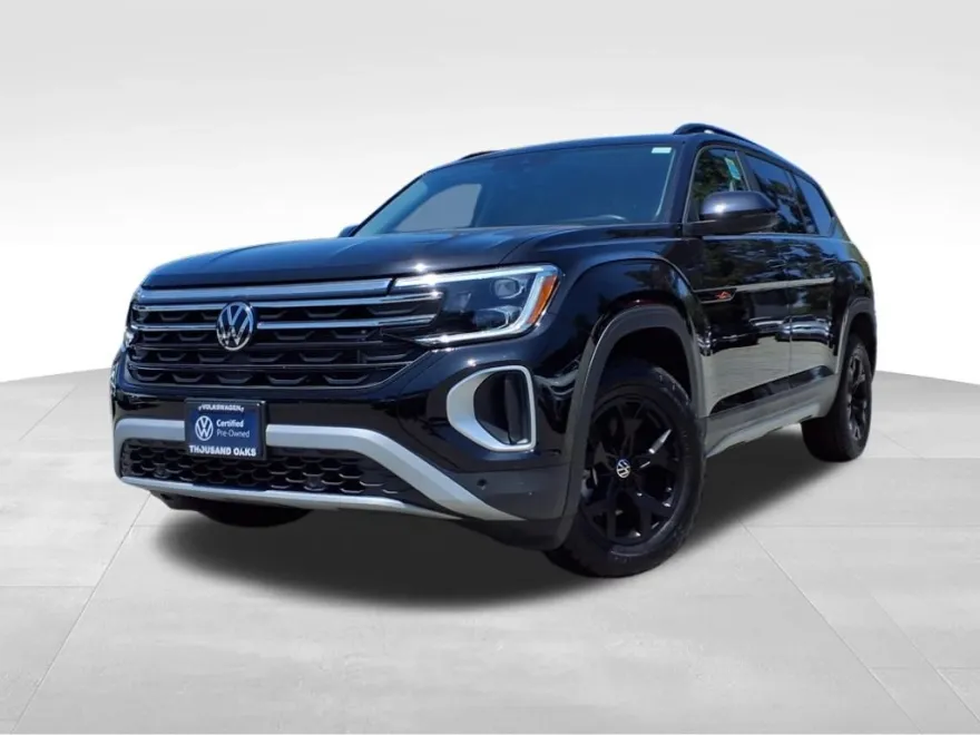 2024 Volkswagen Atlas Peak Edition SE Technology photo 1