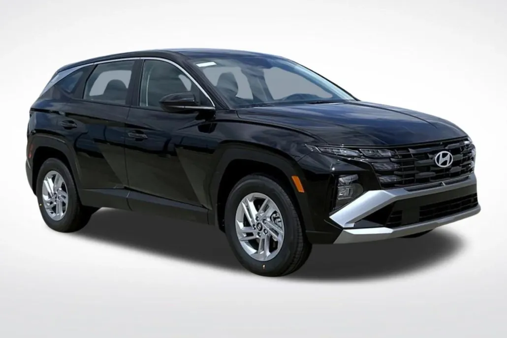 2025 Hyundai Tucson SE photo 1