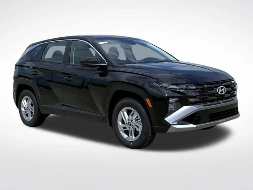 2025 Hyundai Tucson SE photo 1