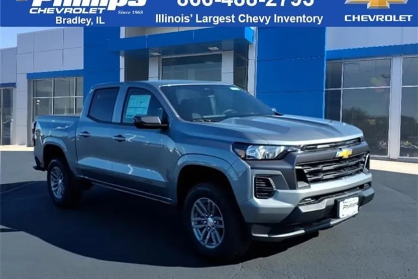 2026 Chevrolet Colorado LT photo 1