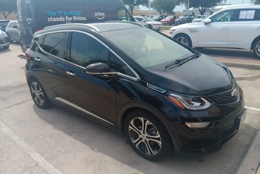 2020 Chevrolet Bolt EV Premier photo 1