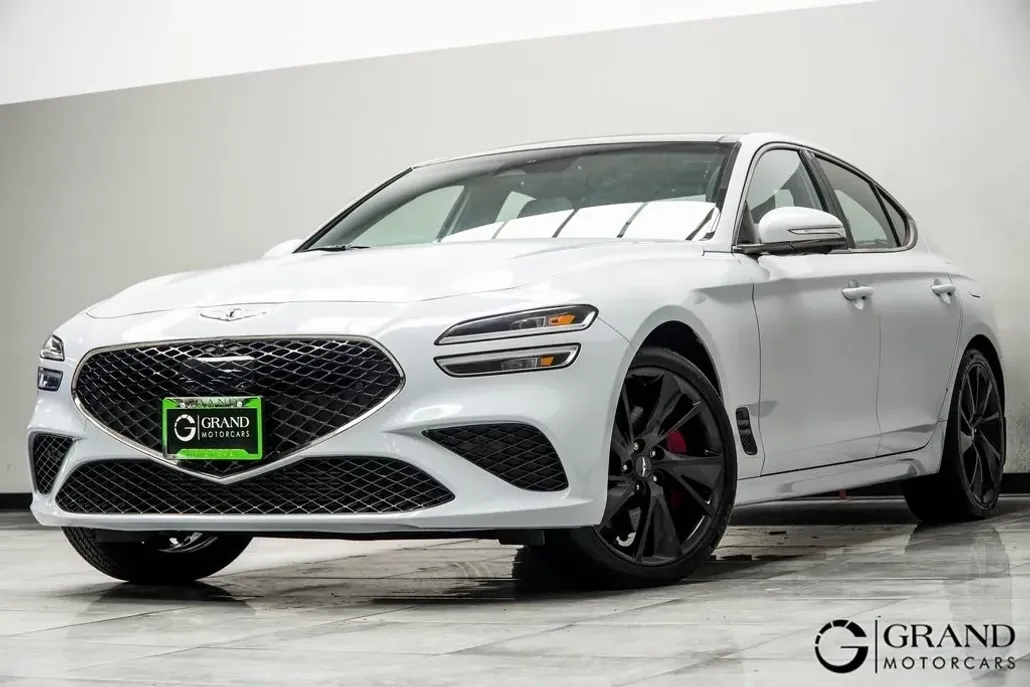 2023 Genesis G70 3.3T photo 1