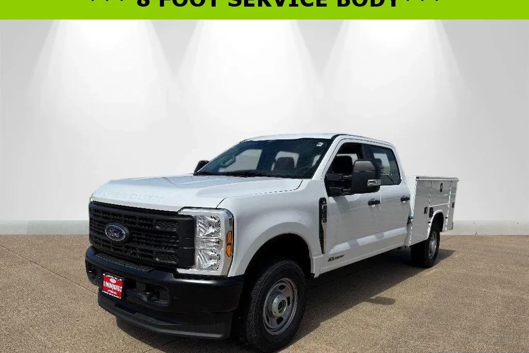 2025 Ford F-350 XL photo 1