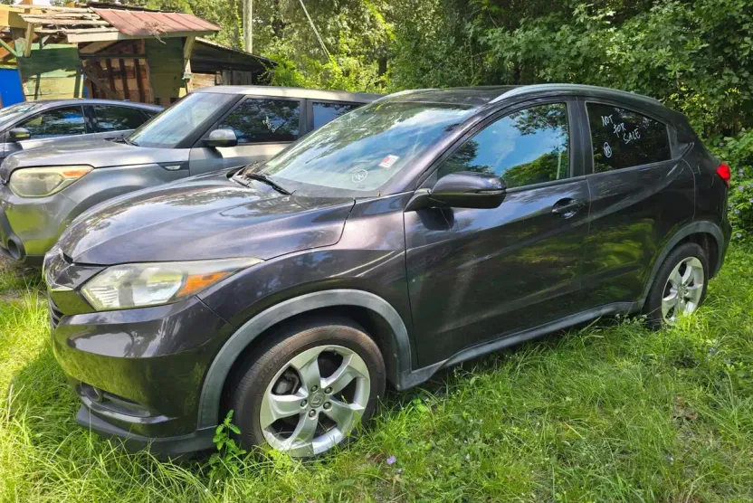 2016 Honda HR-V EX-L Sport photo 1