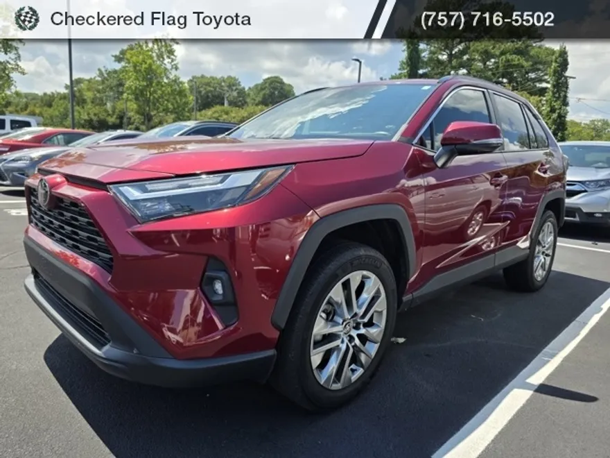 2023 Toyota RAV4 XLE Premium photo 1
