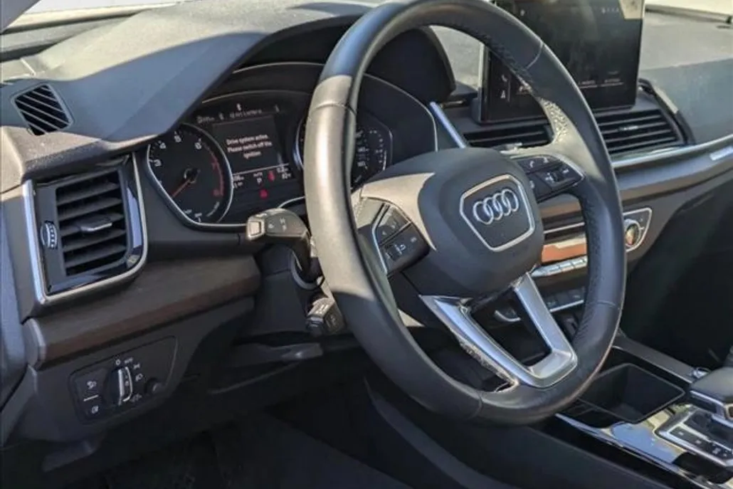 2021 Audi Q5 Premium 45 TFSI photo 1