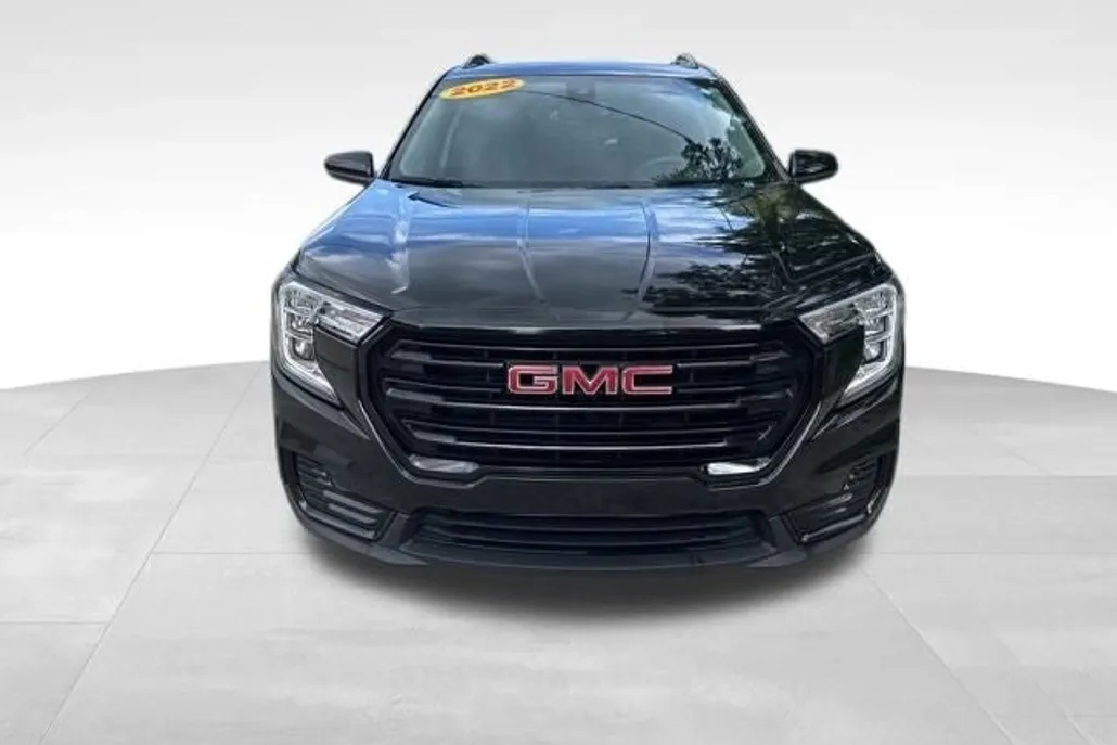 2022 Gmc Terrain SLE photo 1