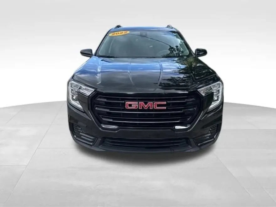 2022 Gmc Terrain SLE photo 1