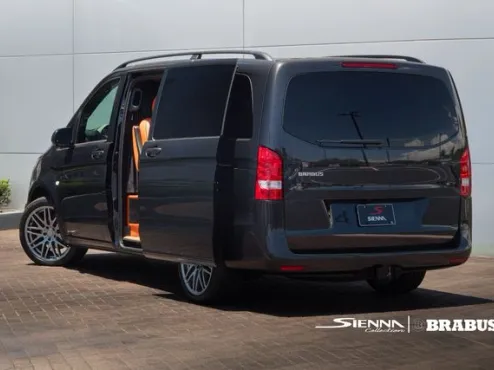 2023 Mercedes Benz Metris Passenger Van photo 4