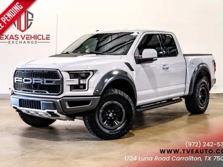 2017 Ford F-150 Raptor photo 1