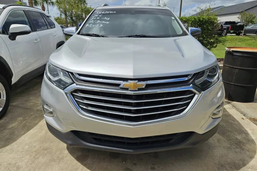2018 Chevrolet Equinox Premier photo 1