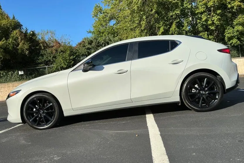2025 Mazda Mazda3 Hatchback 2.5 Select Sport photo 1