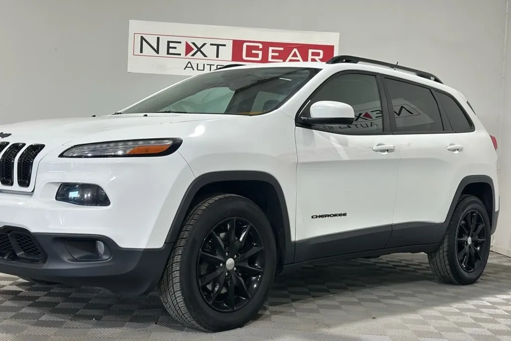 2014 Jeep Cherokee Latitude photo 1