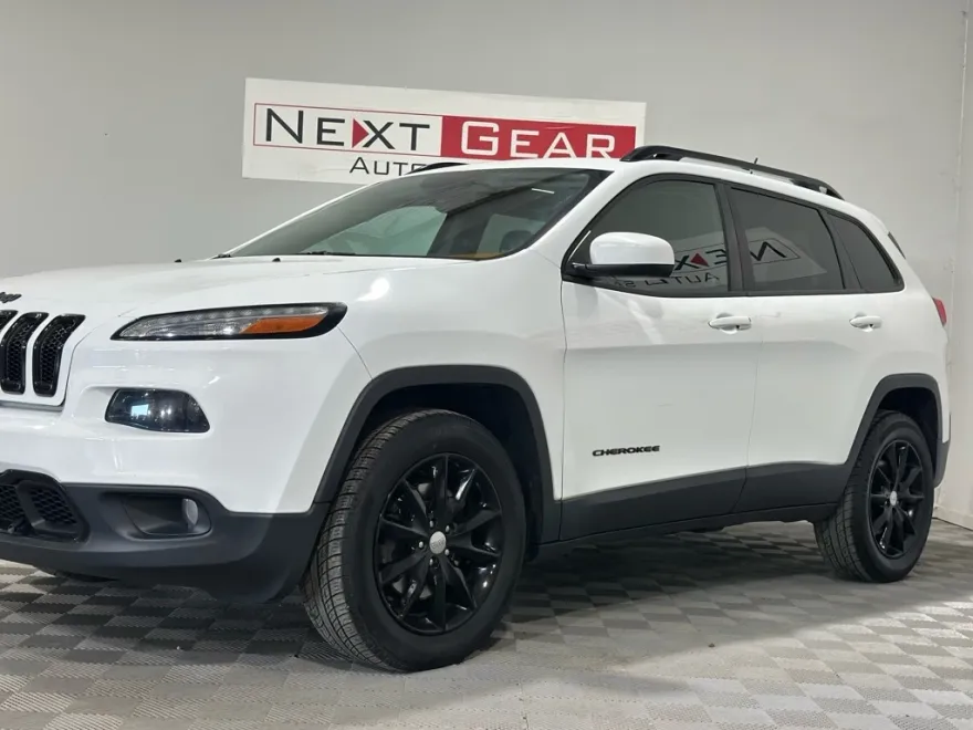 2014 Jeep Cherokee Latitude photo 1