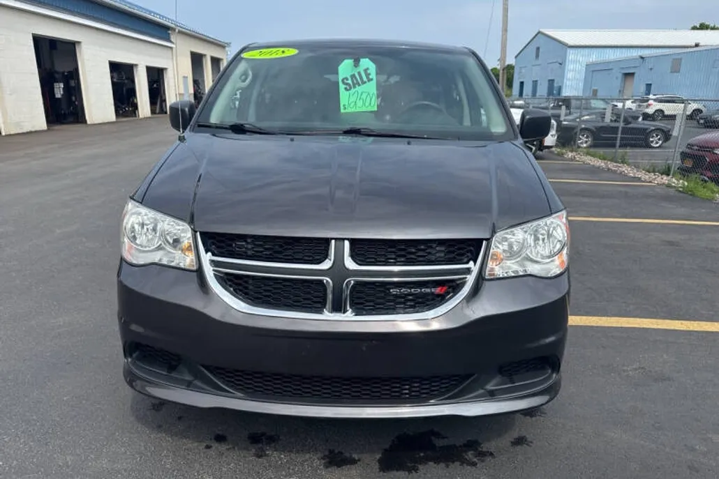 2018 Dodge Grand Caravan SE photo 1