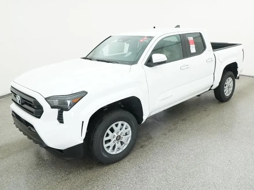 2025 Toyota Tacoma SR5 photo 1