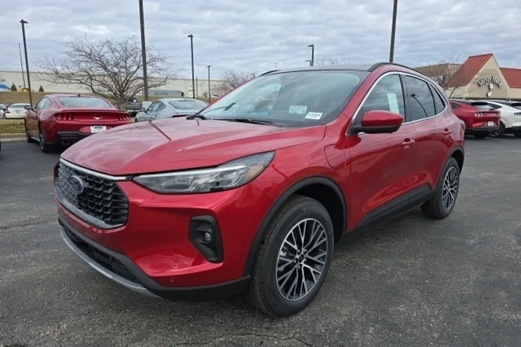2025 Ford Escape Base photo 1