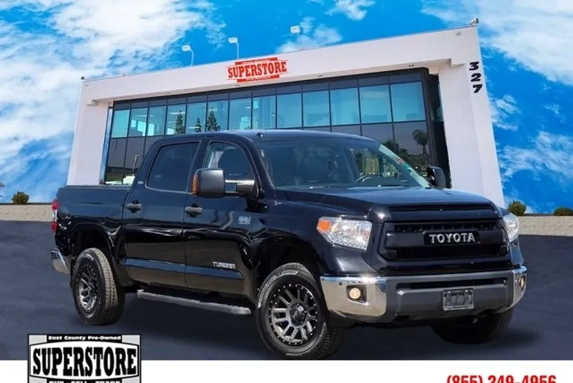 2017 Toyota Tundra SR5 photo 1