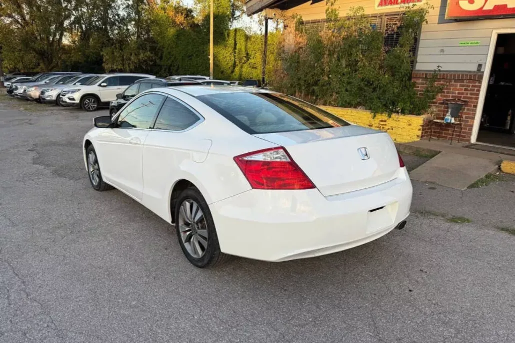 2009 Honda Accord EX photo 1