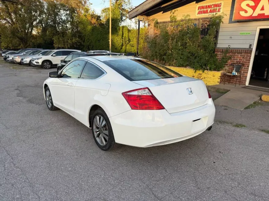 2009 Honda Accord EX photo 1