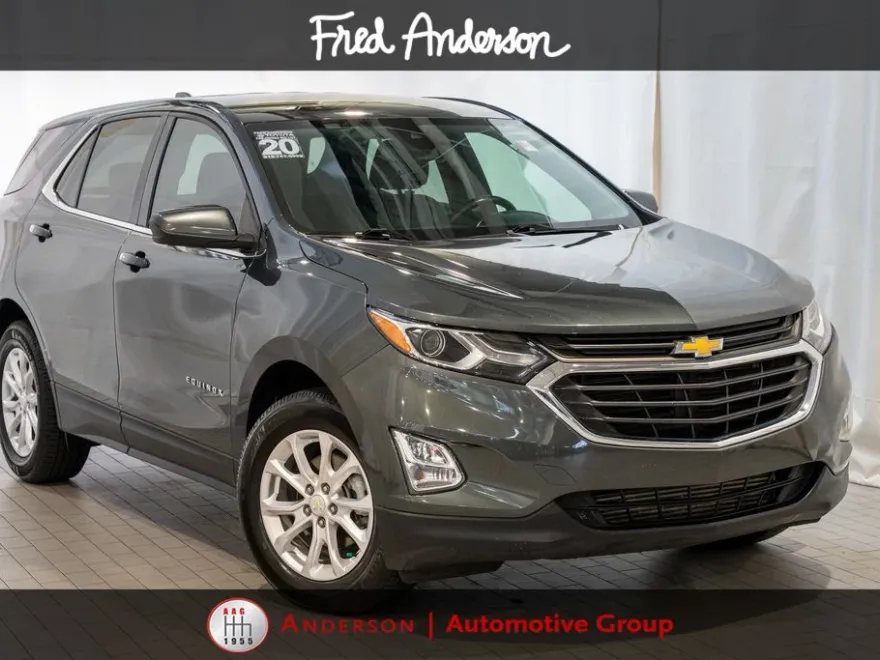 2020 Chevrolet Equinox LT photo 1