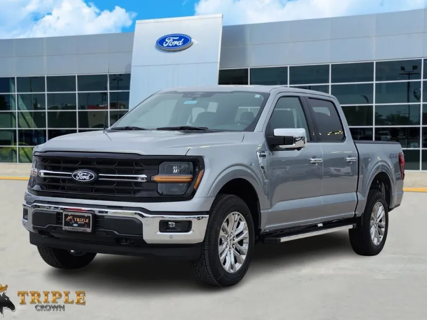 2025 Ford F-150 XLT photo 2