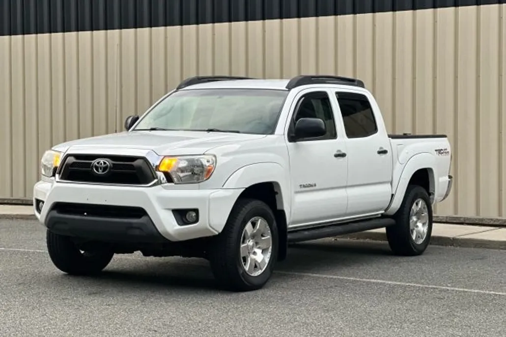 2014 Toyota Tacoma 4x4 Double Cab V6 photo 1