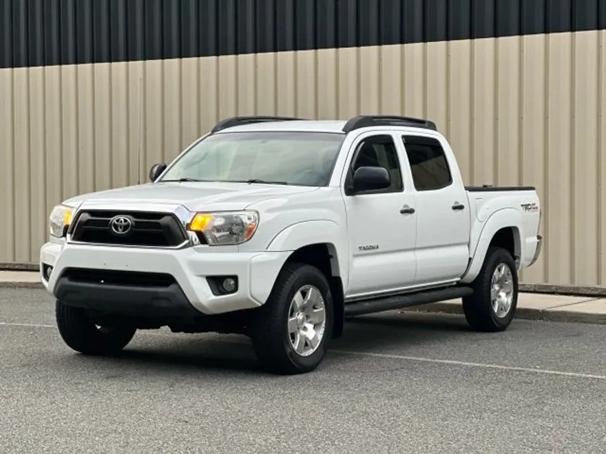 2014 Toyota Tacoma 4x4 Double Cab V6 photo 1
