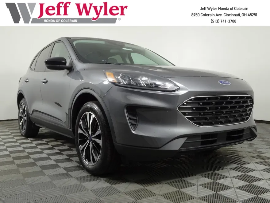 2022 Ford Escape SE photo 1