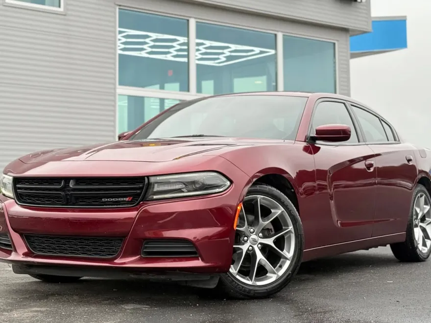 2020 Dodge Charger SXT photo 1