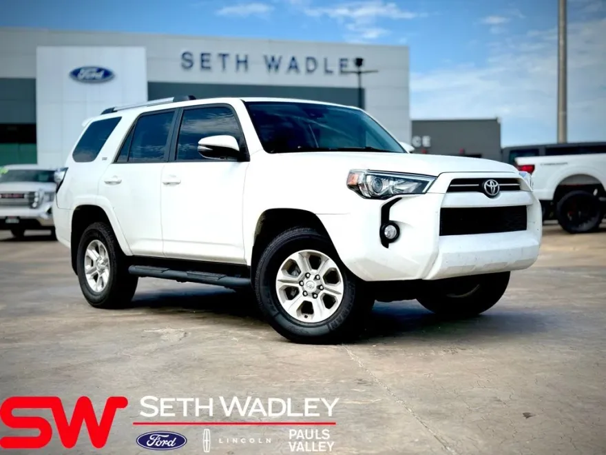 2020 Toyota 4Runner SR5 Premium photo 1