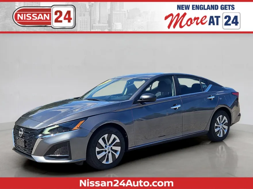 2025 Nissan Altima S photo 1