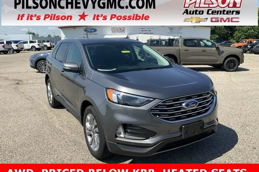2024 Ford Edge Titanium photo 1