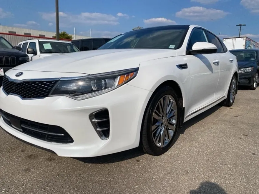 2016 Kia Optima photo 1